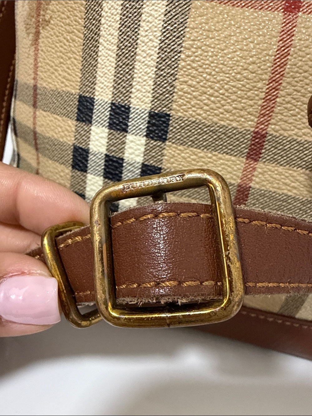 Burberry Vintage Beige Plaid Leather-Trim Drawstring Bucket Bag - Picture 3 of 15